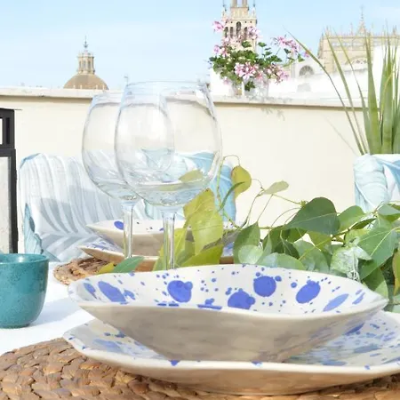 Homeyseville-Amazing Penthouse Giralda Views 8 Pax, Parking Optional Buitenkant foto